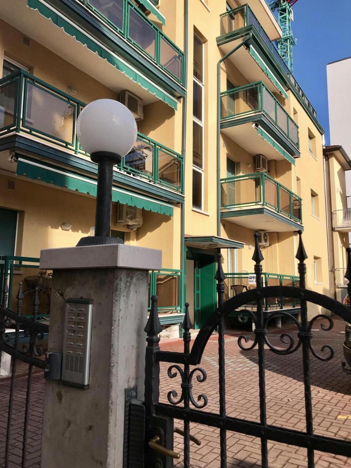 App4Rent - Villa Mimosa - Family Apartment Lido di Jesolo Exteriör bild