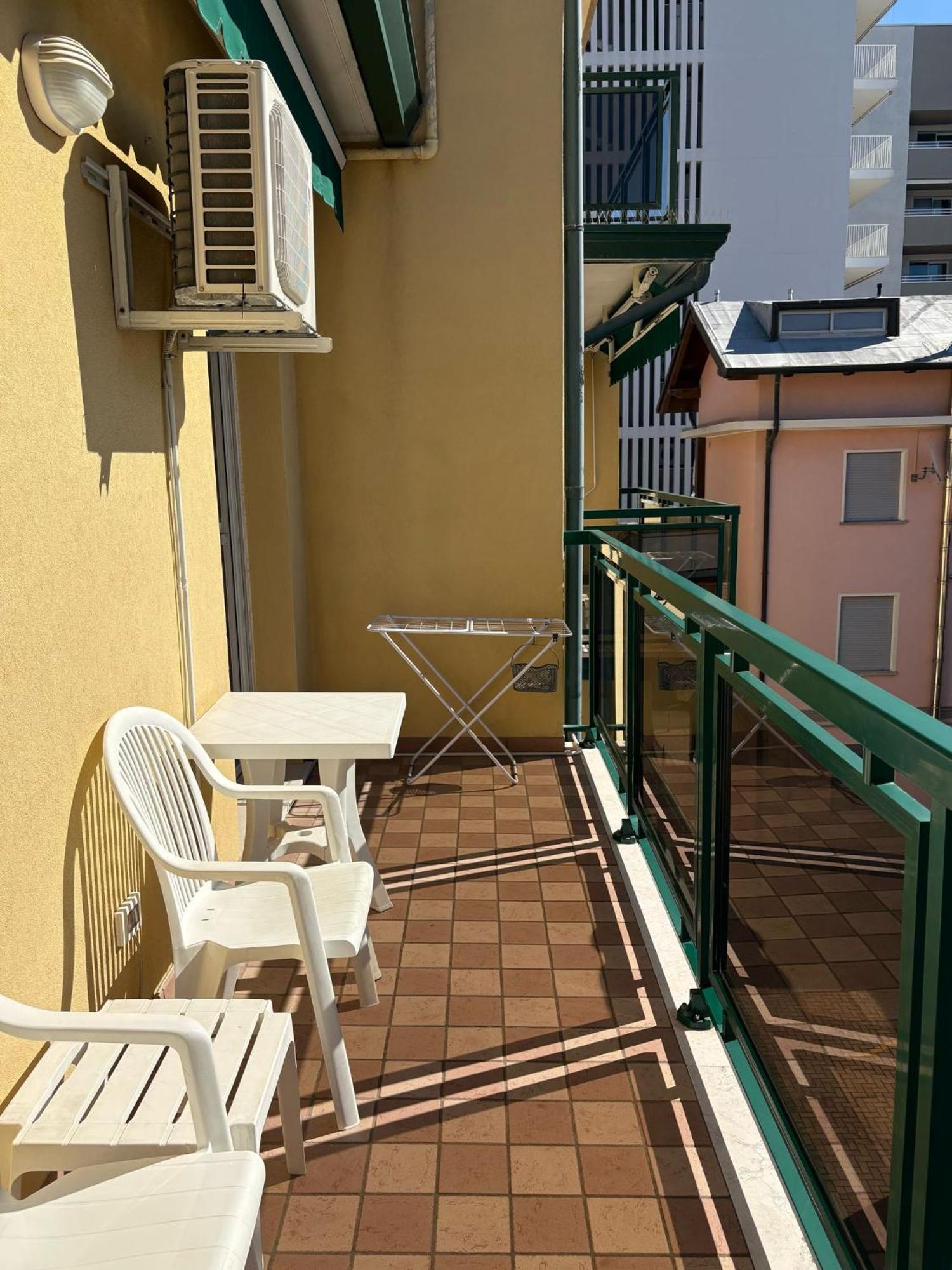 App4Rent - Villa Mimosa - Family Apartment Lido di Jesolo Exteriör bild