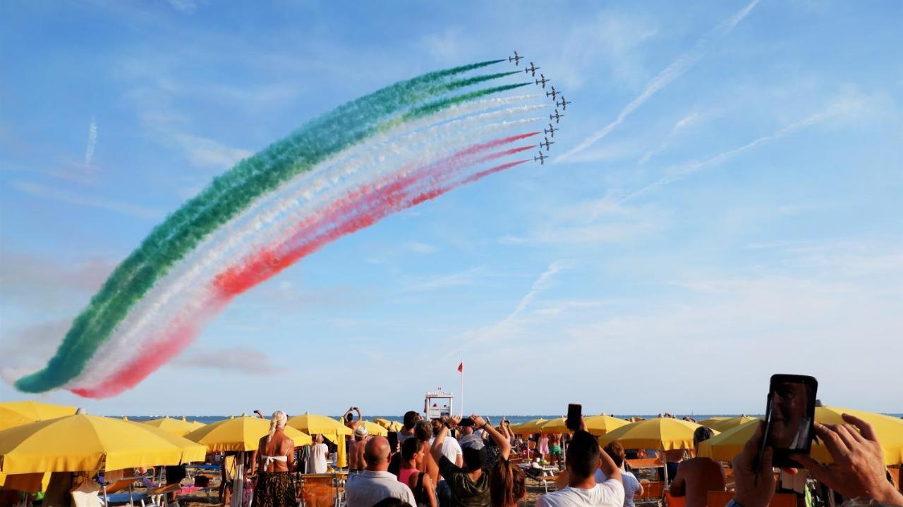 App4Rent - Villa Mimosa - Family Apartment Lido di Jesolo Exteriör bild