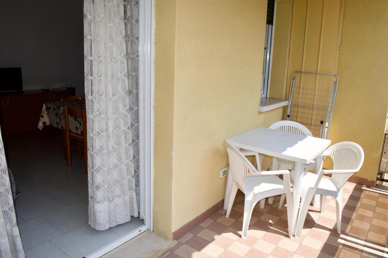 App4Rent - Villa Mimosa - Family Apartment Lido di Jesolo Exteriör bild